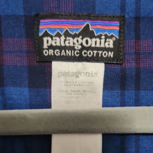 Patagonia Mens Blue and Dark Red Plaid Organic Cotton Flannel Shirt - Picture 3 of 8